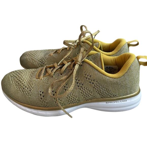 APL: Athletic Propulsion Labs Techloom 24k Pro Gold Women’s Running Sneakers - Picture 3 of 8